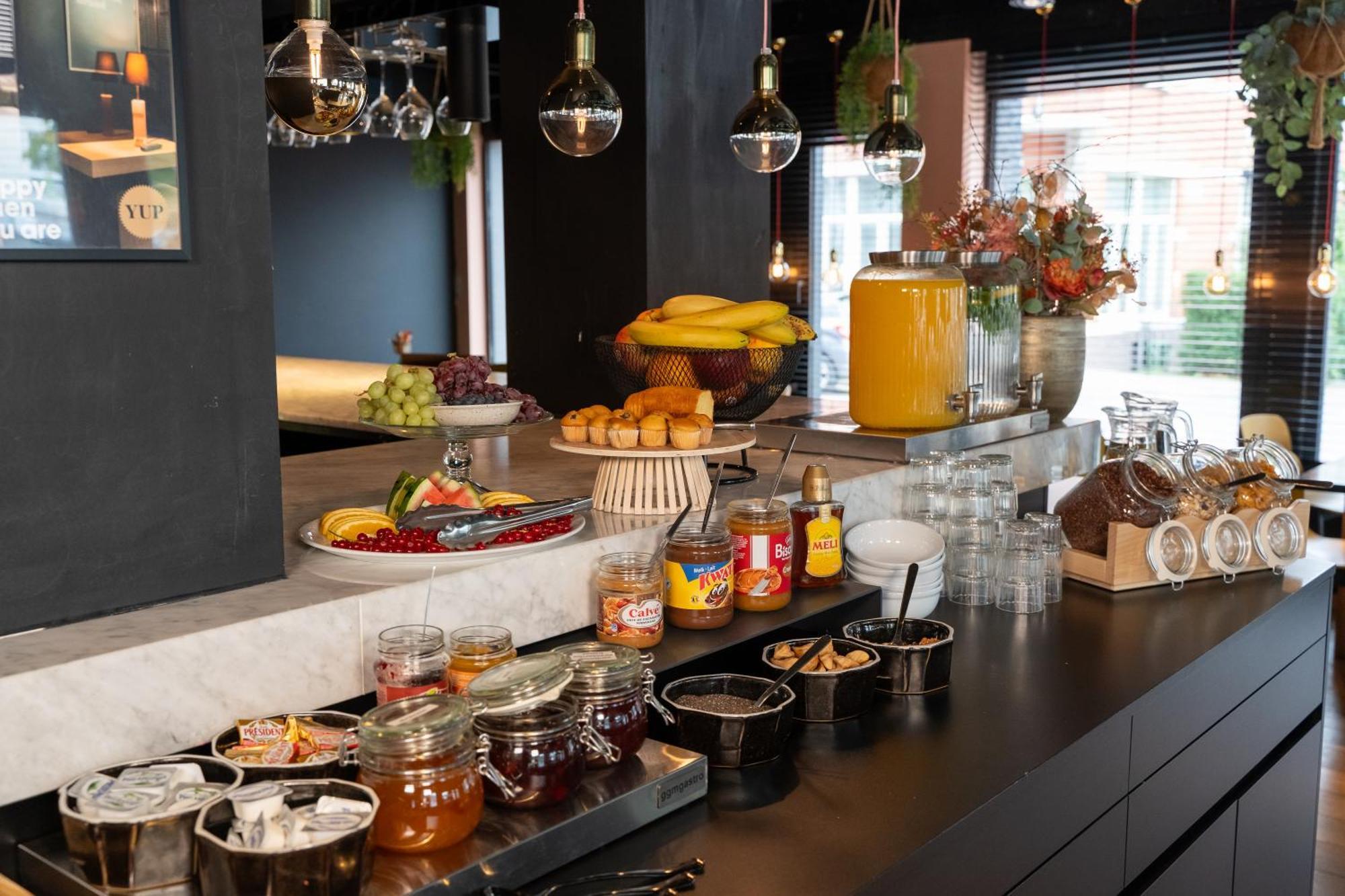 Ibis Styles Hasselt City Centre Εξωτερικό φωτογραφία